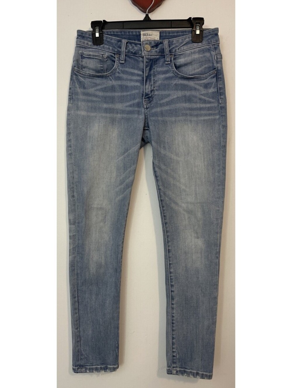 Buckle BKE Denim STELLA Size 29 Mid-Rise Light-Wash Ankle Skinny Jeans! A1278